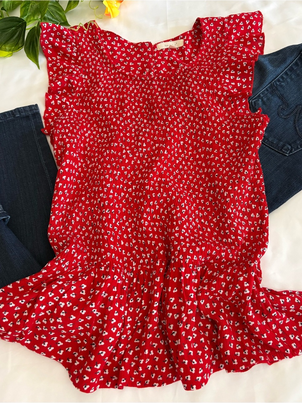 Sim & Sam Red Floral tag M fits Small Ruffle Sleeve Peplum blouse Gauze 3 button